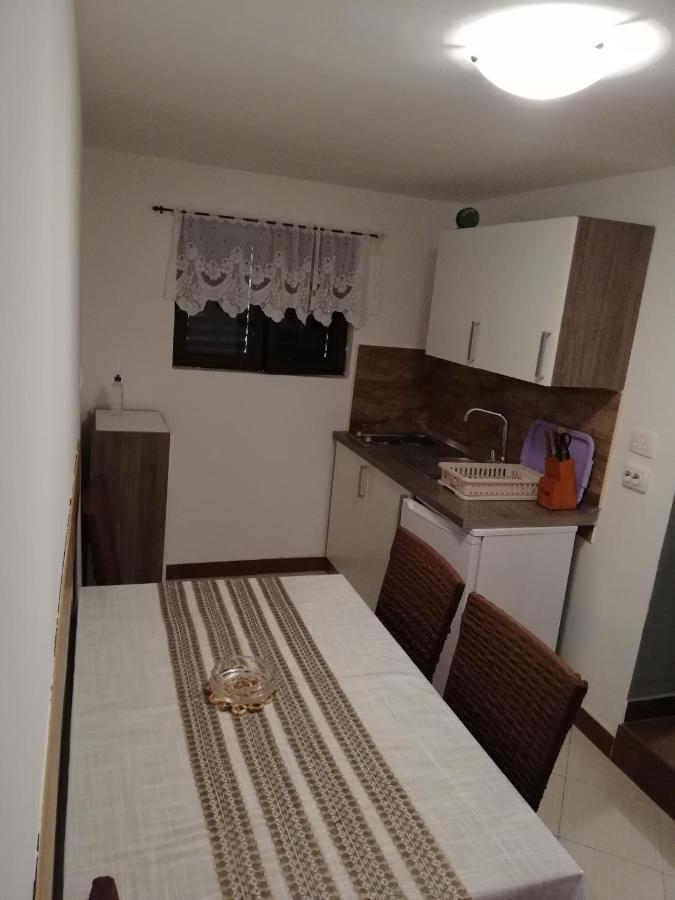 Apartman Cvita Ткон Экстерьер фото