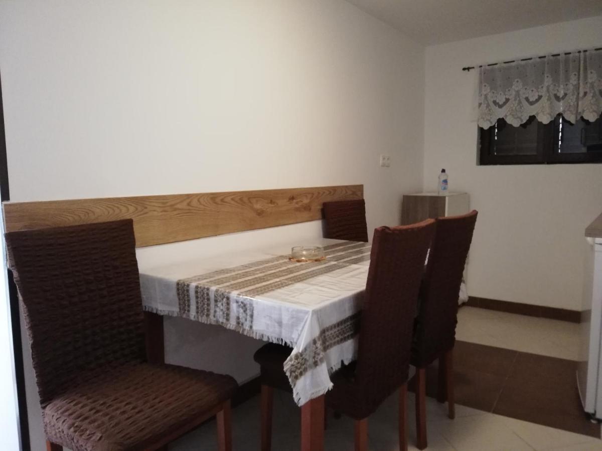 Apartman Cvita Ткон Экстерьер фото